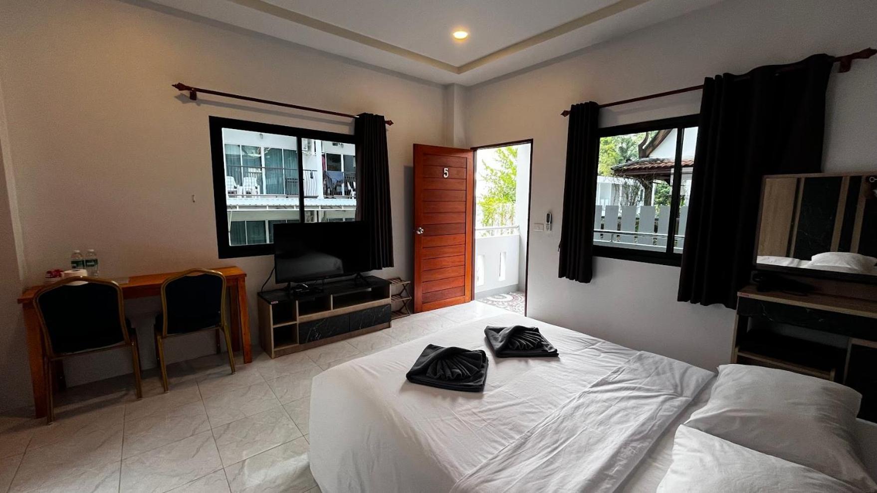M&N Guesthouse Kata 외부 사진